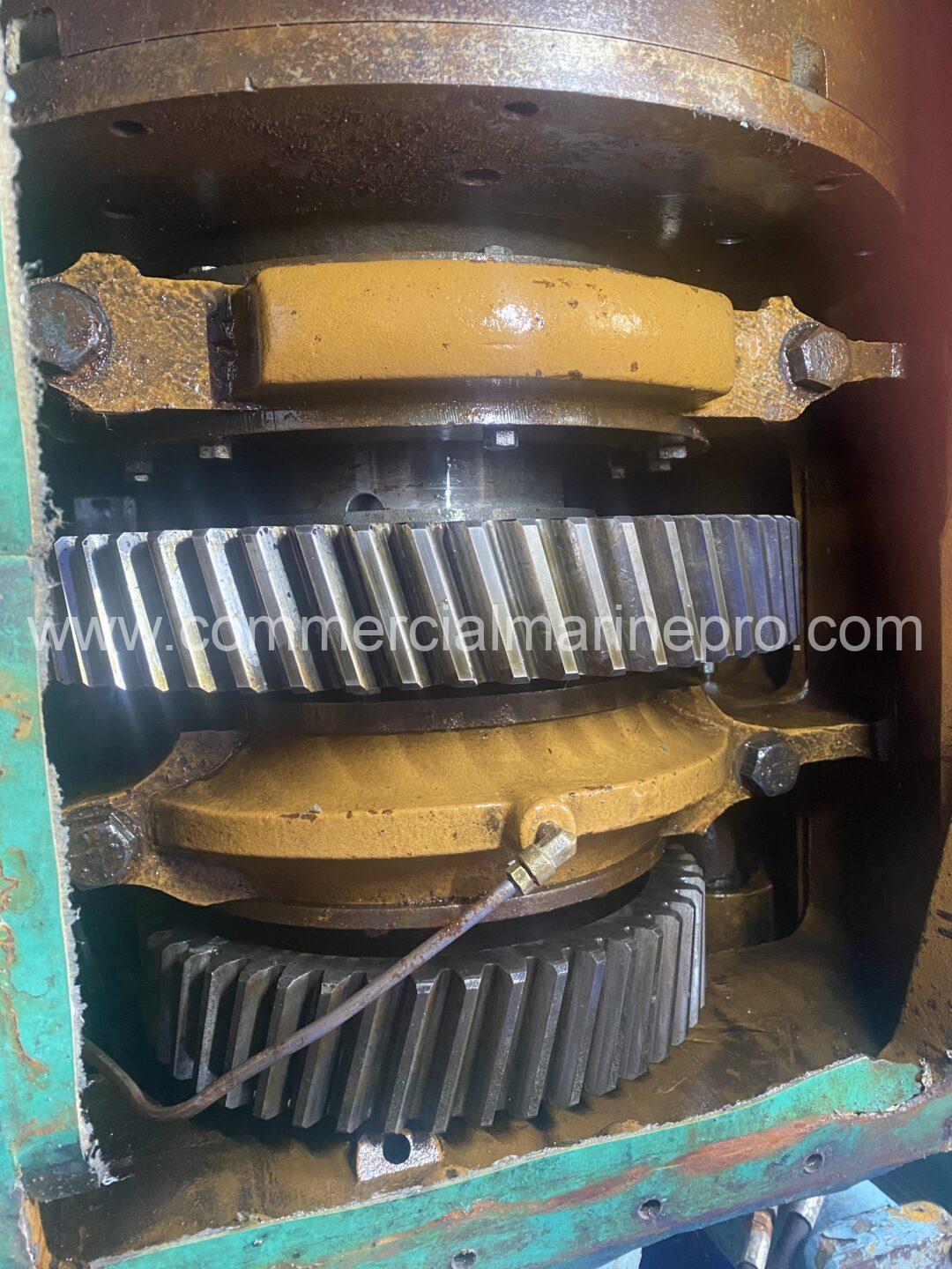 https://commercialmarinepro.com/product/single-caterpillar-7251-gearbox-3-98-1-ratio/