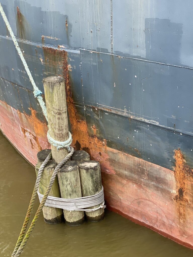 210 FT Supply Vessel – Built 1998 – ID 1064 – Commercial Marine Pro