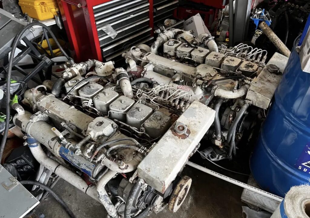Pair of cummins 6bta 370 hp low hour rto commercial marine pro
