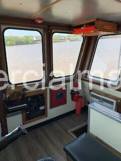 1250HP Push Boat Twin Screw