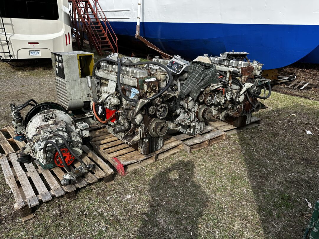 (4 units) Volvo TMD 120A with Twin Disc MG509 gears