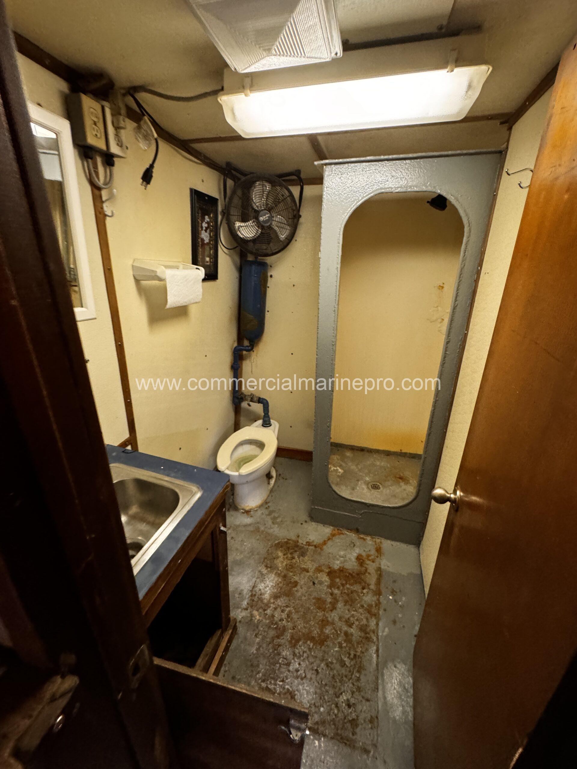 120 ft Utility Supply Vessel