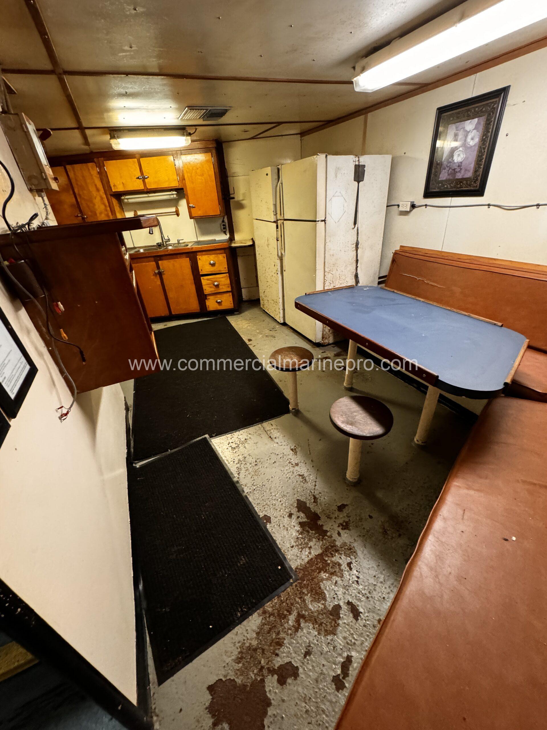 120 ft Utility Supply Vessel