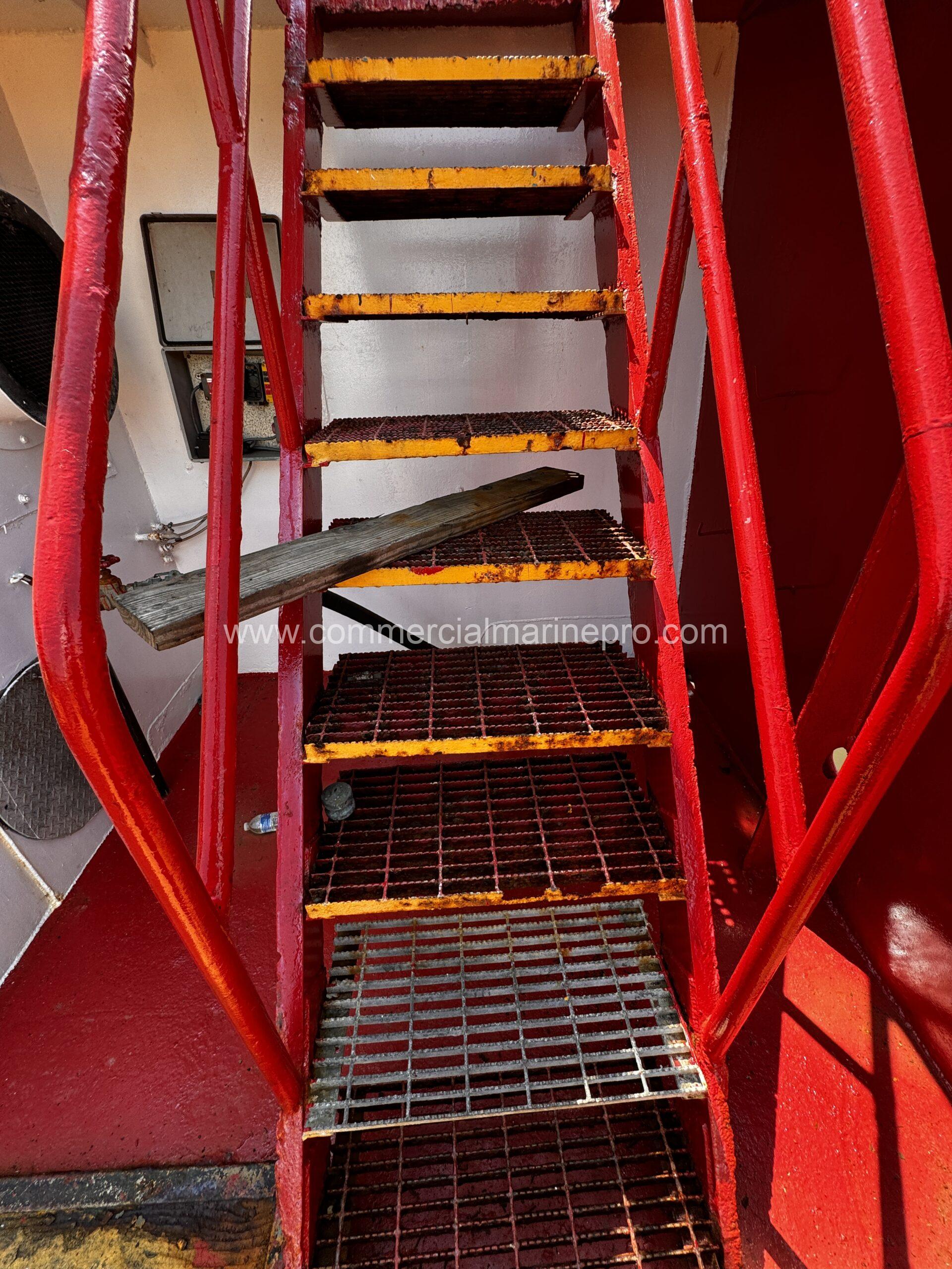 120 ft Utility Supply Vessel