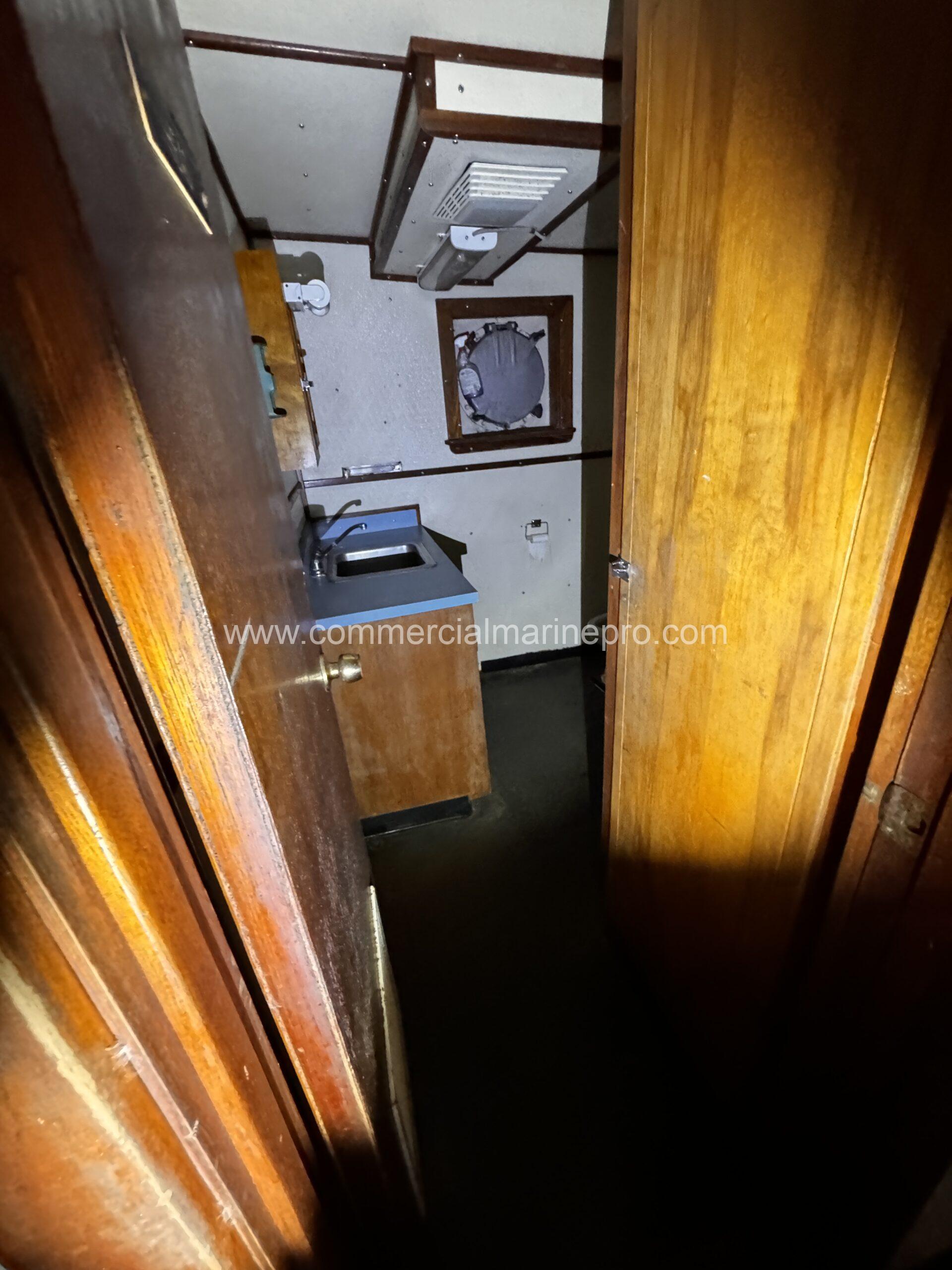 4200hp Model Bow Tug