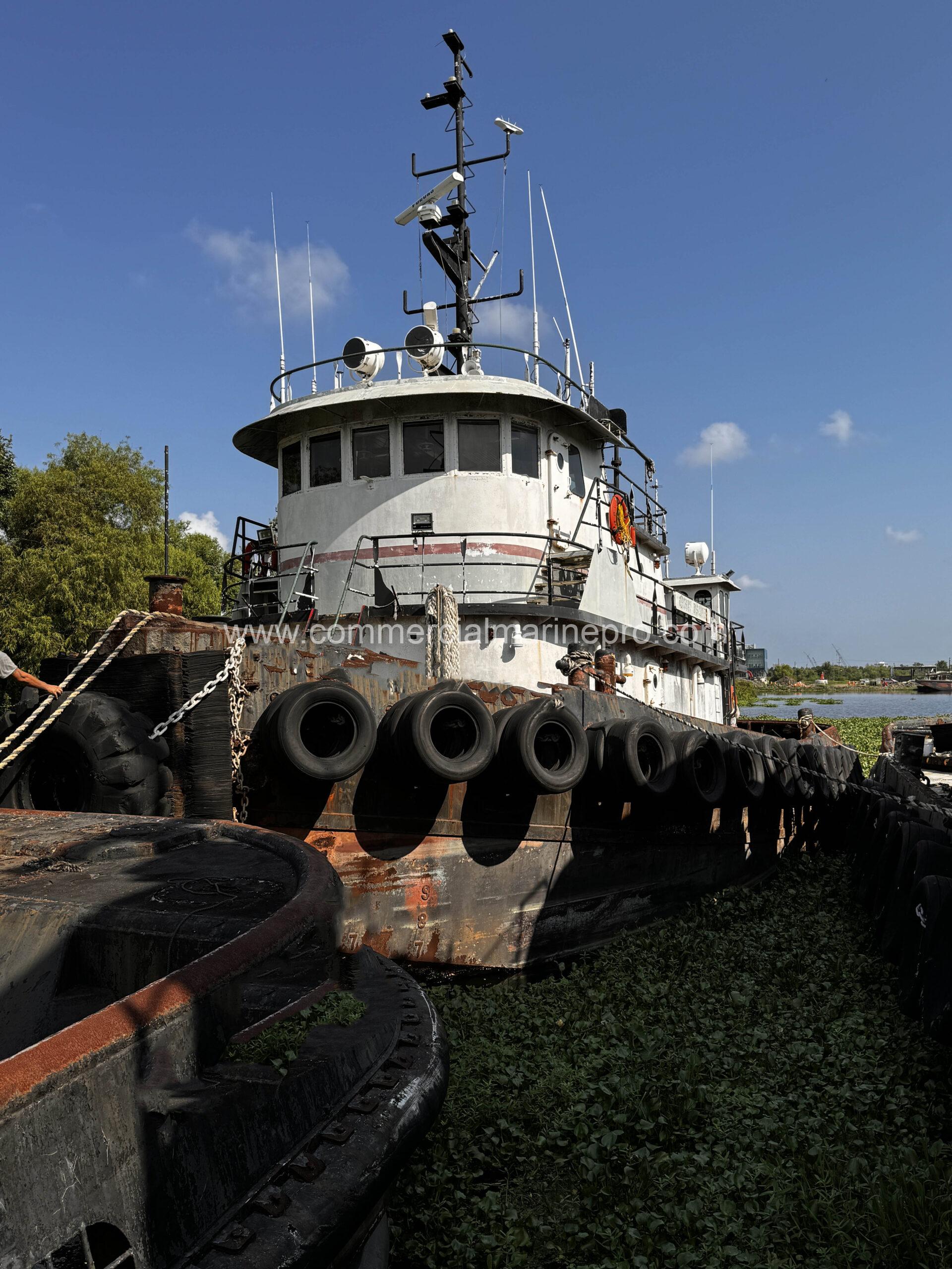 6000hp Model bow Tug
