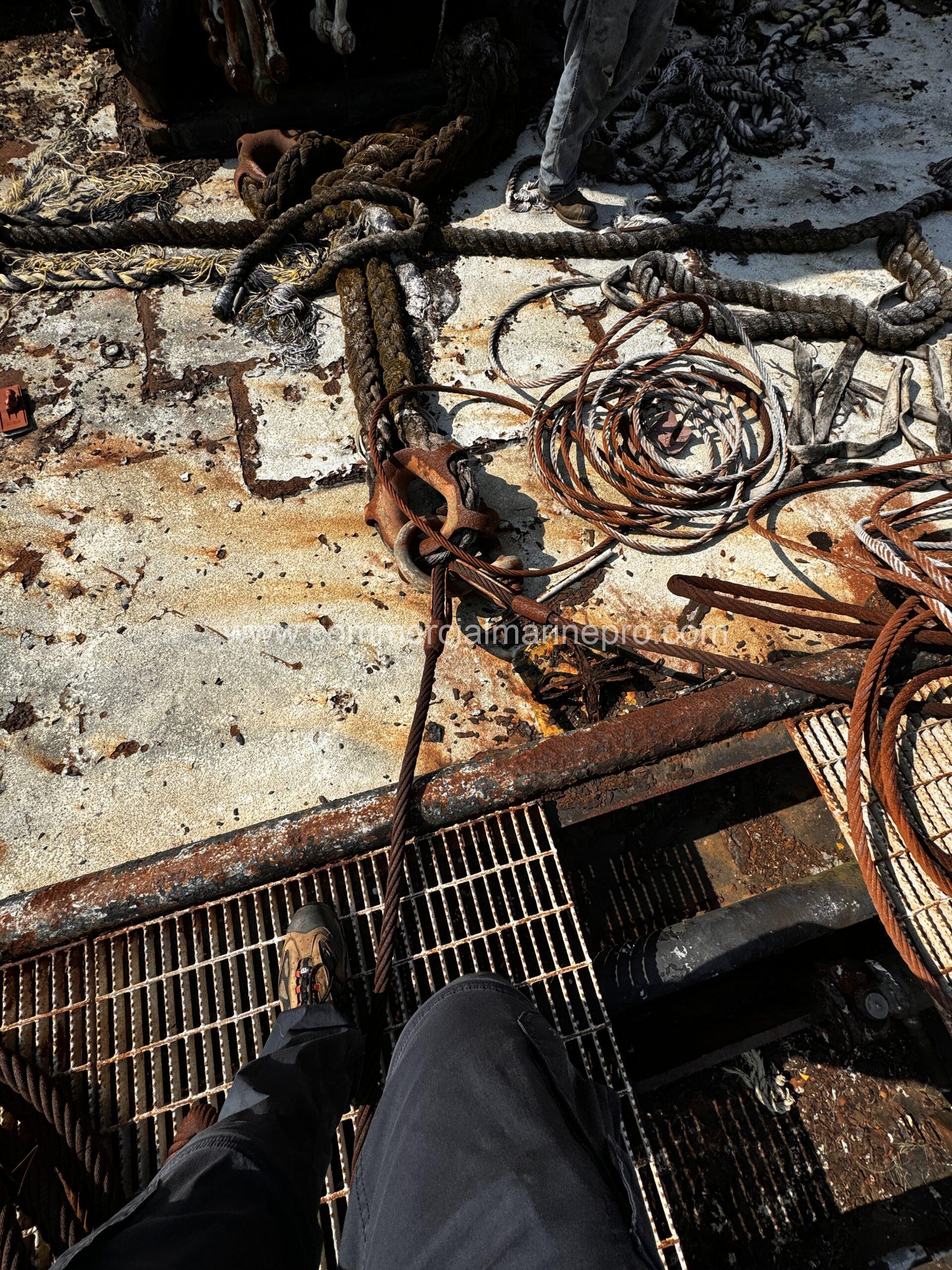 3600 Hp Model Bow Tugboat - - Image 5