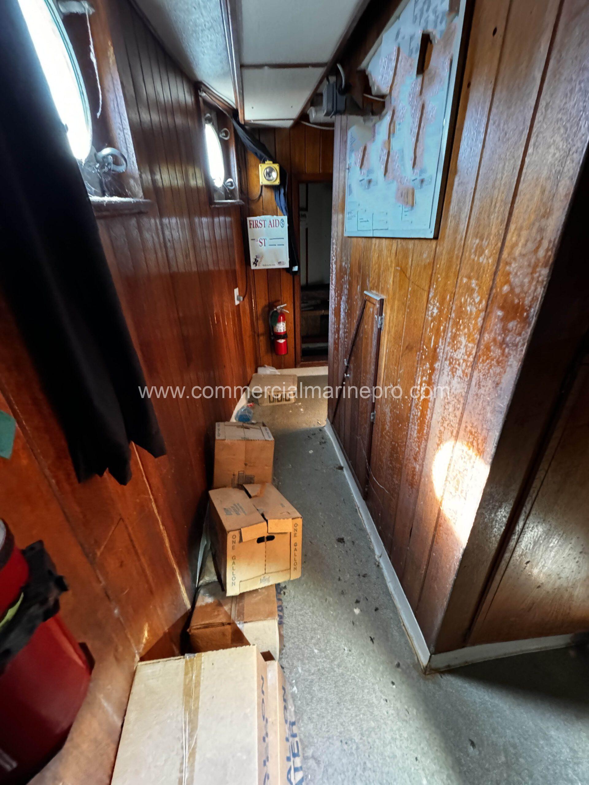 3600 Hp Model Bow Tugboat - - Image 18