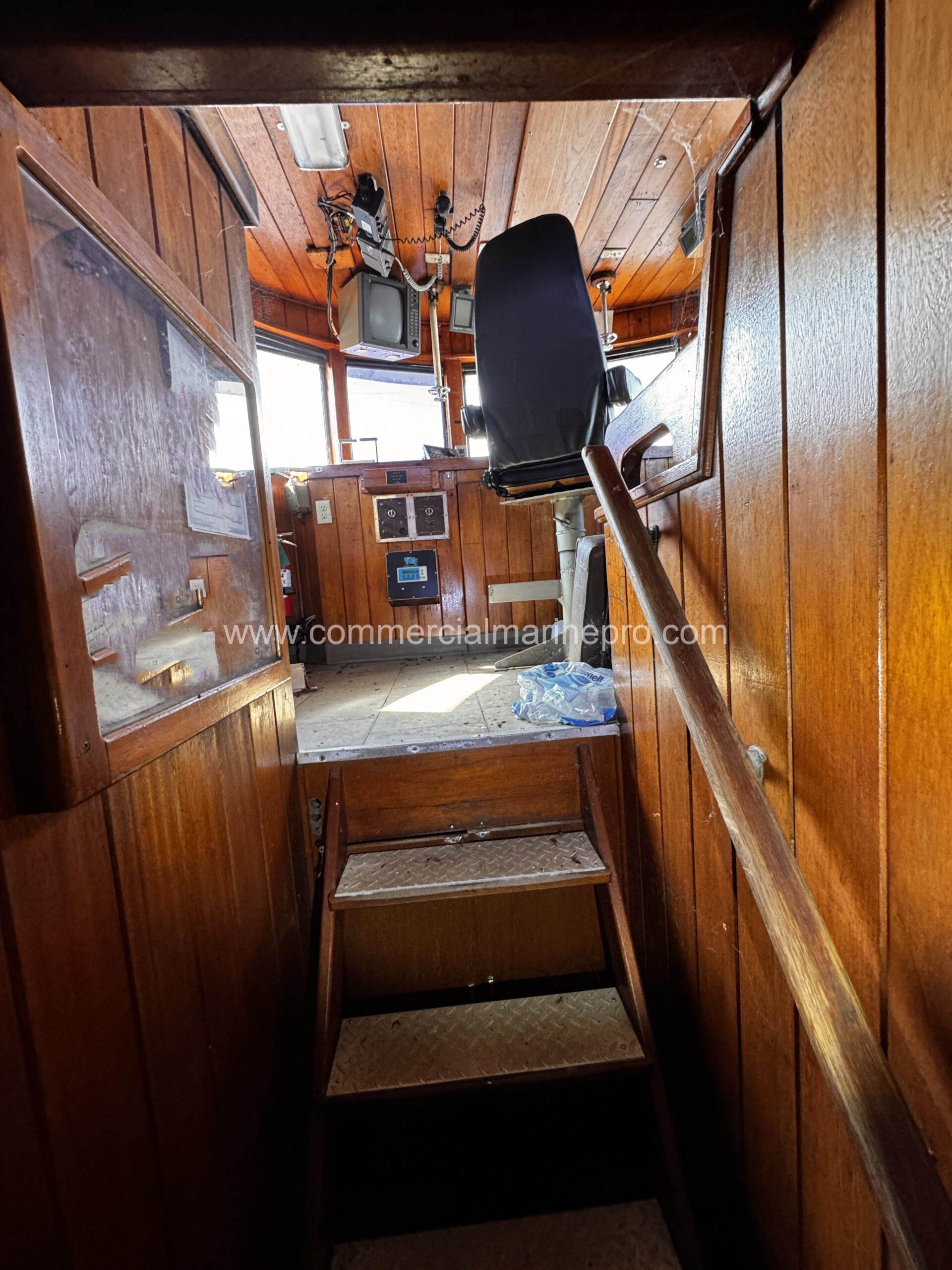 3600 Hp Model Bow Tugboat - - Image 24