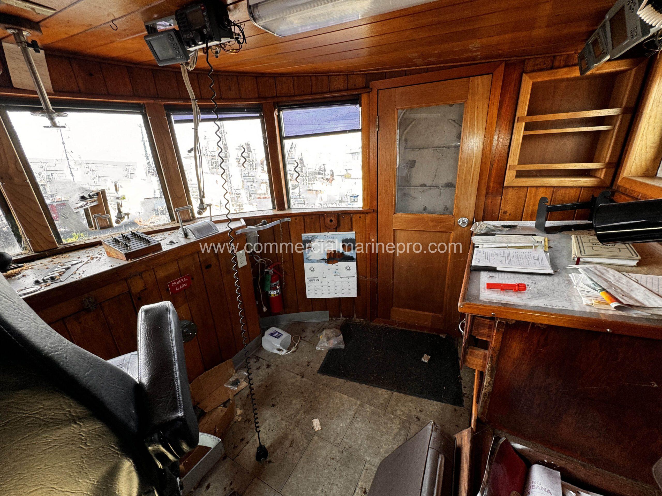 3600 Hp Model Bow Tugboat - - Image 25