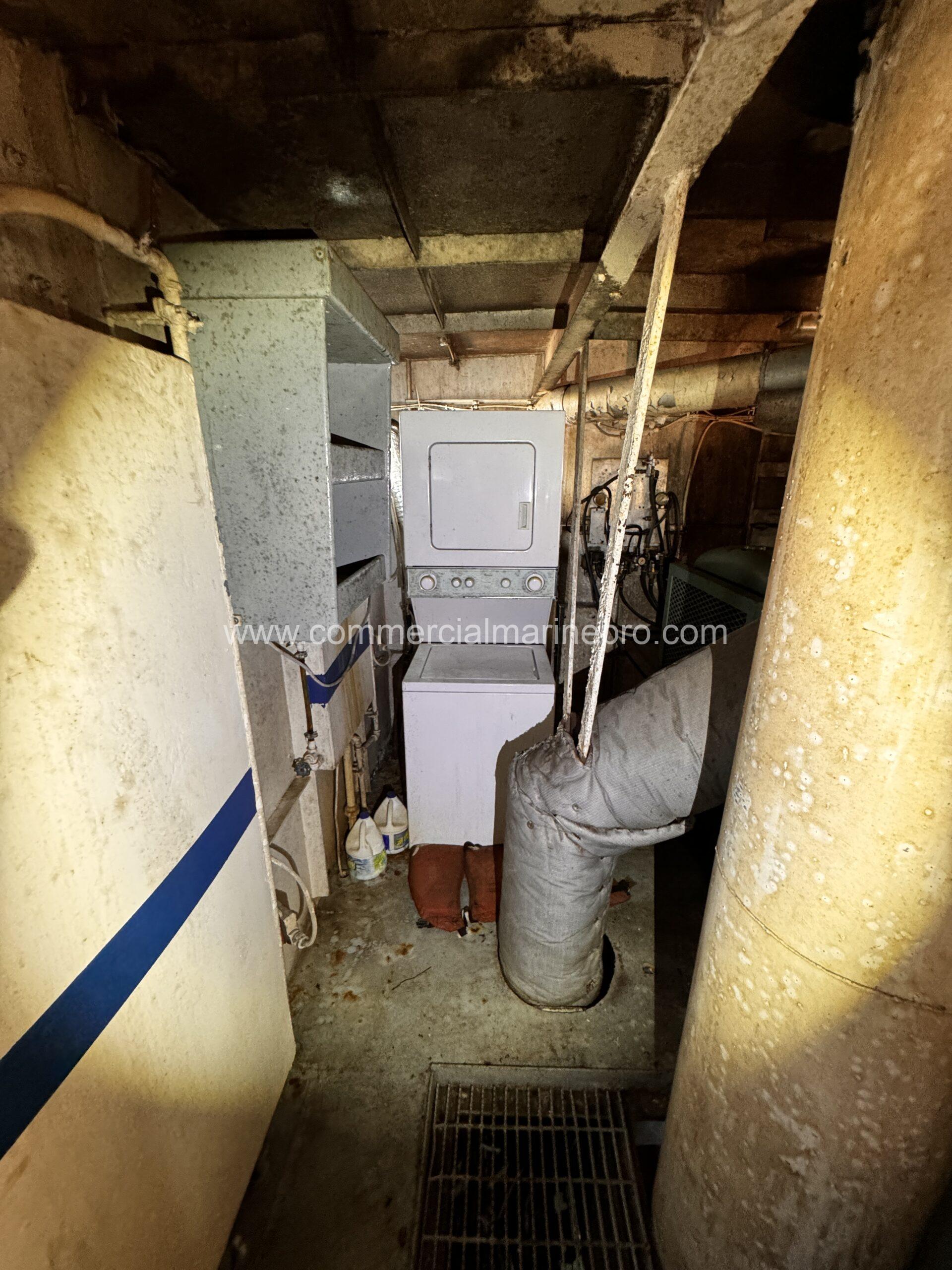 3600 Hp Model Bow Tugboat - - Image 29