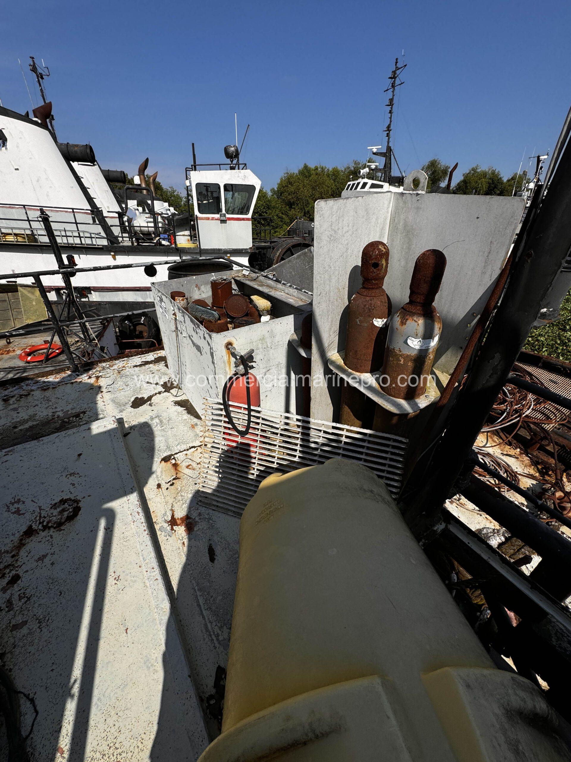 3600 Hp Model Bow Tugboat - - Image 44