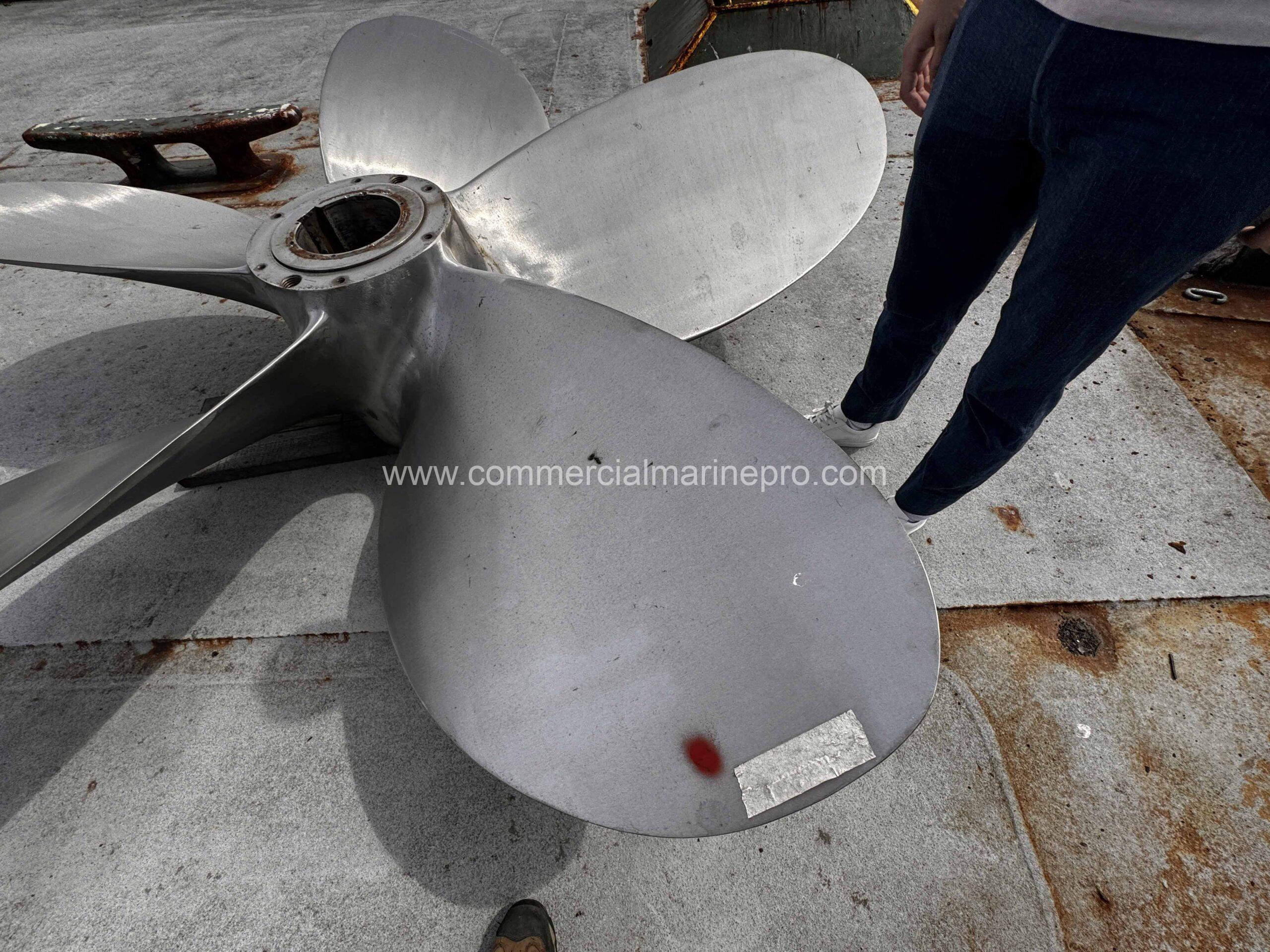 3000hp Model Bow Tug