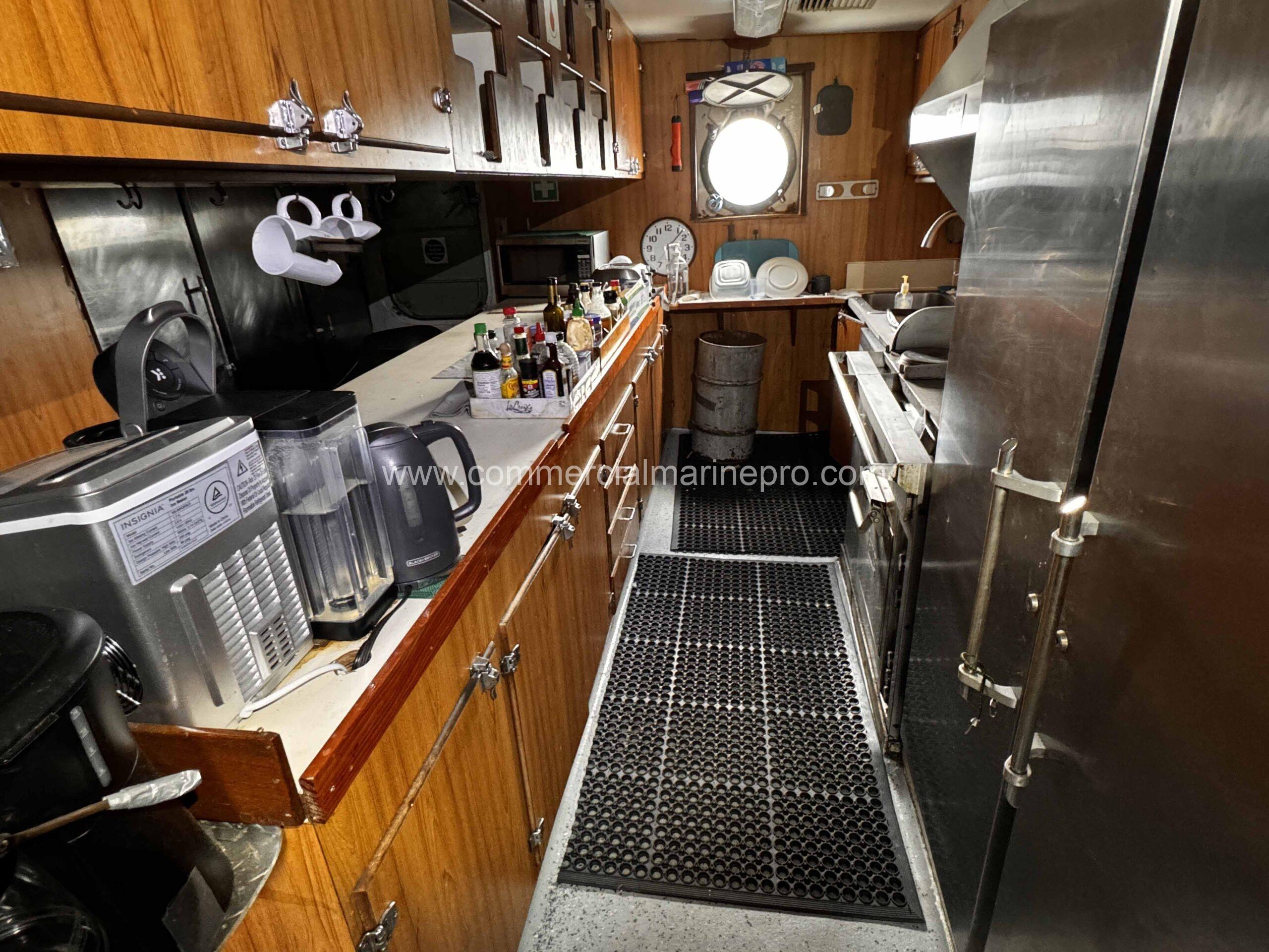 3000hp Model Bow Tug