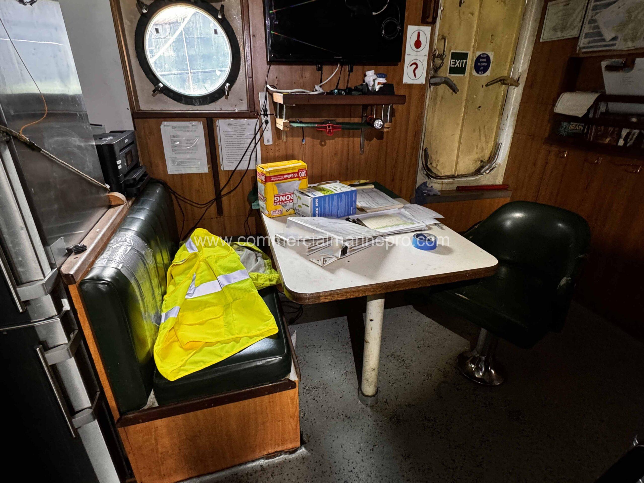 3000hp Model Bow Tug