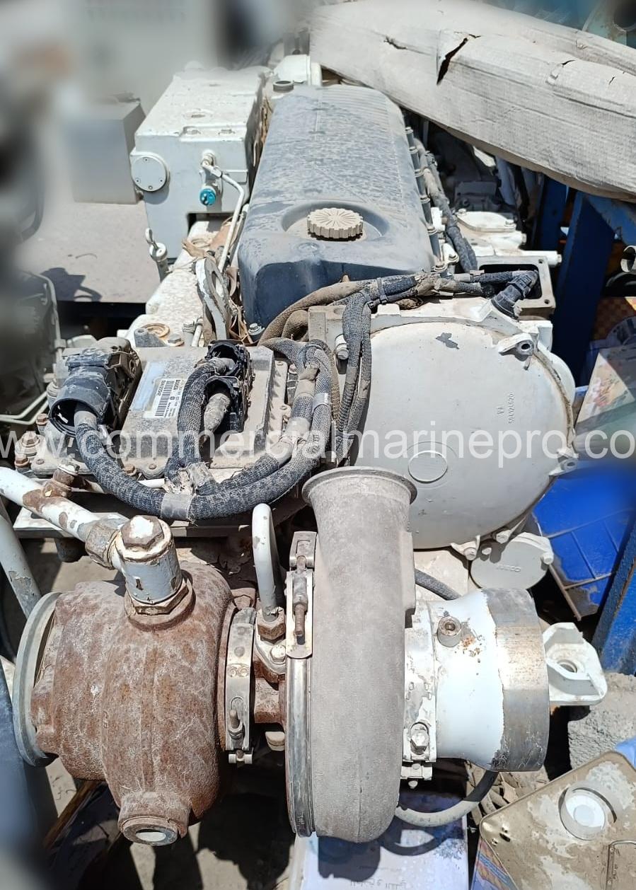 Pair Of ZF 550A Marine Gears - Ratio 1.97:1 - Image 5