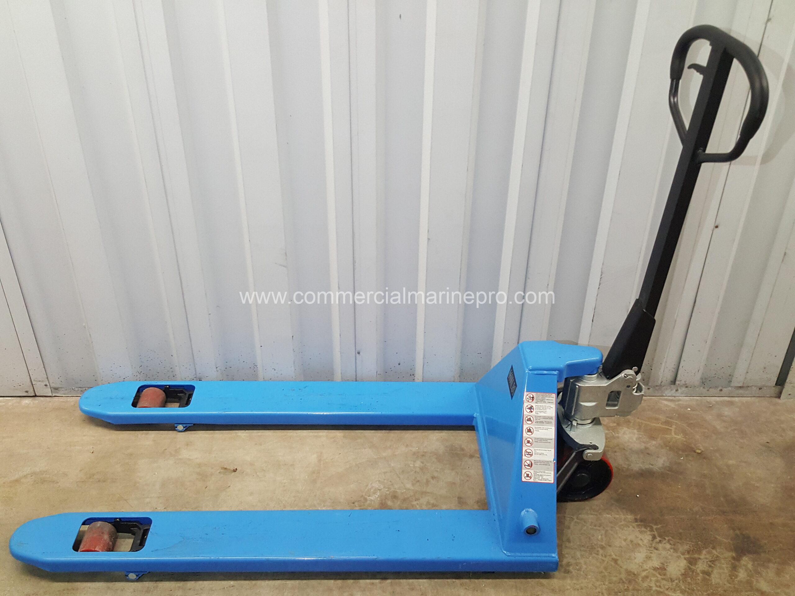 Pressure Washing and Painting Tools With Chest - Never Used