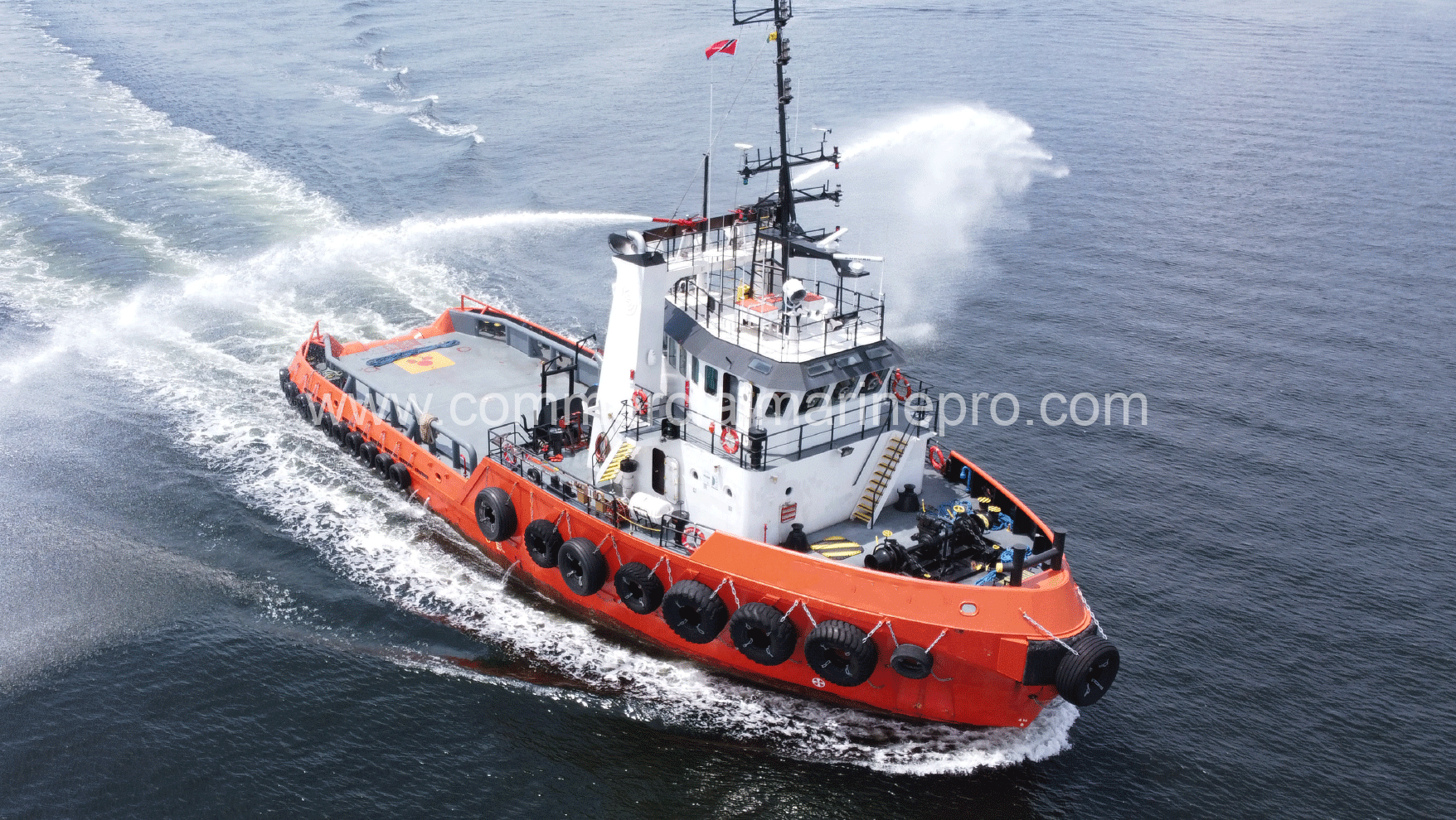 5000 hp AHTS Model Bow Tug