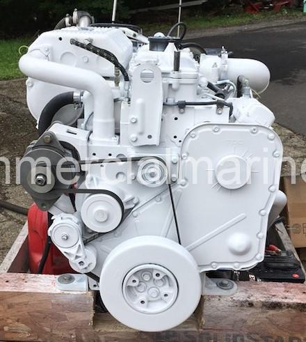 Single Cummins QSC Marine Propulsion Engine 550HP