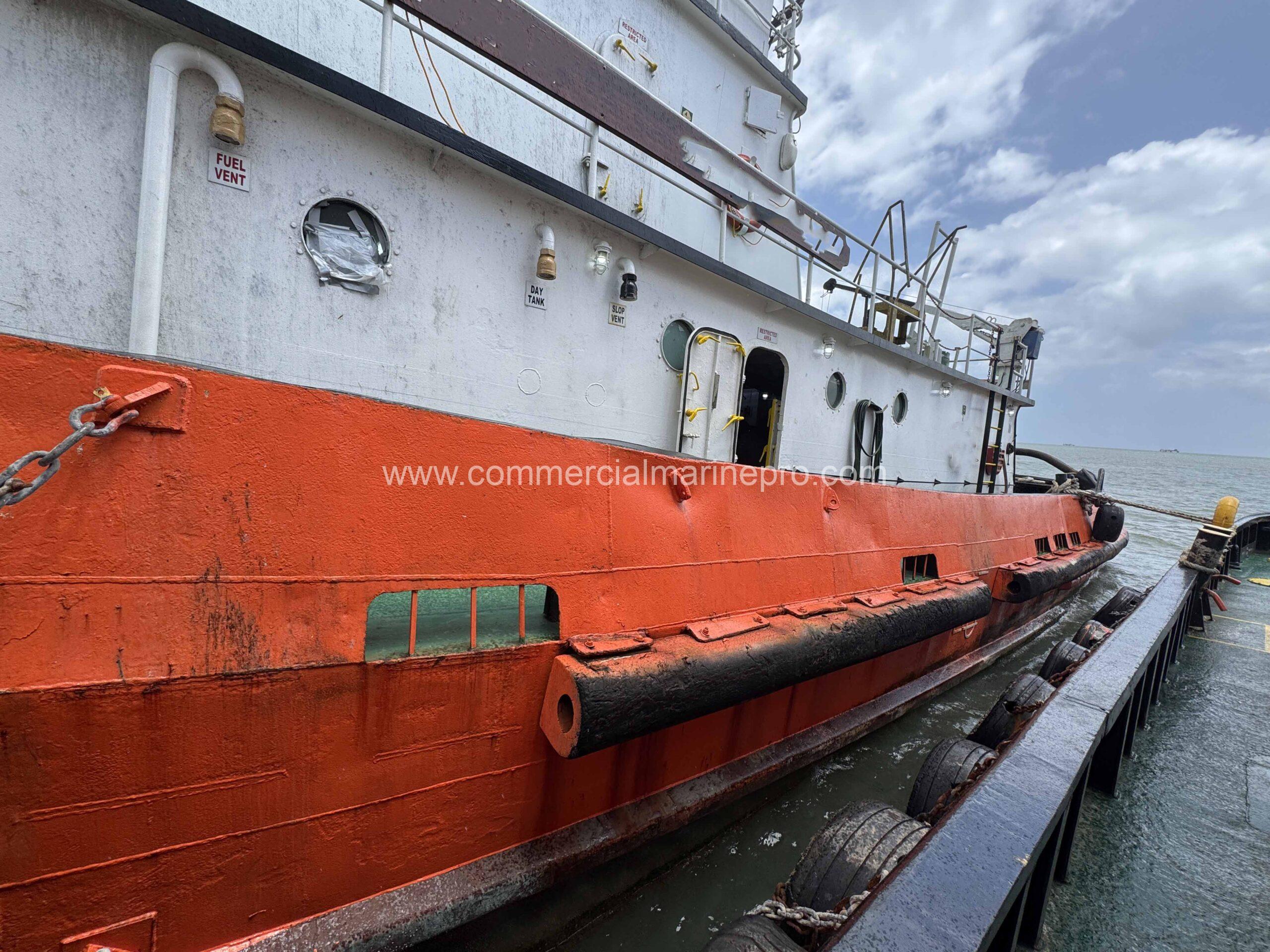 2500hp Model Bow Tug and 5000MT Binwall RORO Barge - Image 74