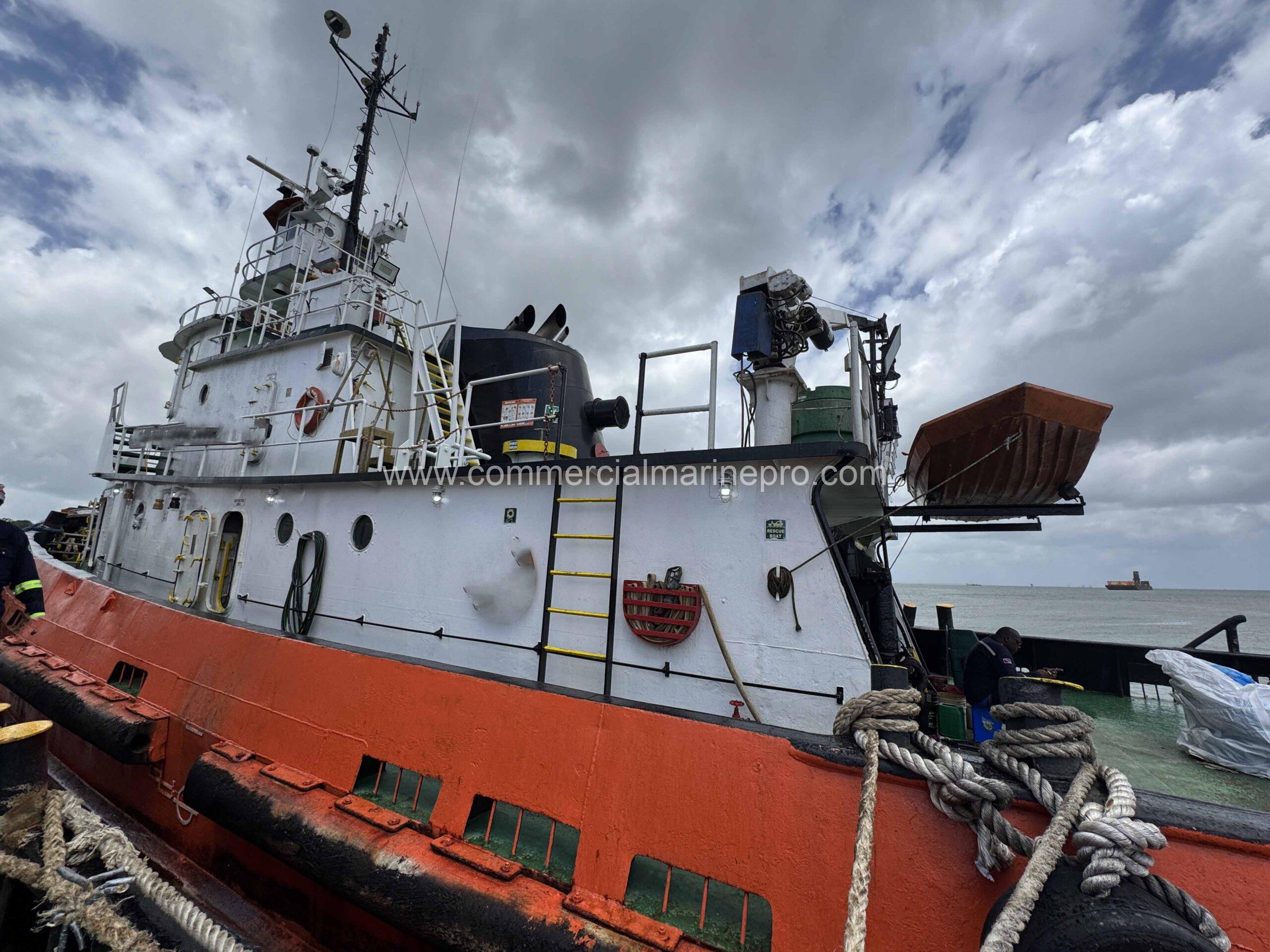 2500hp Model Bow Tug and 5000MT Binwall RORO Barge - Image 71