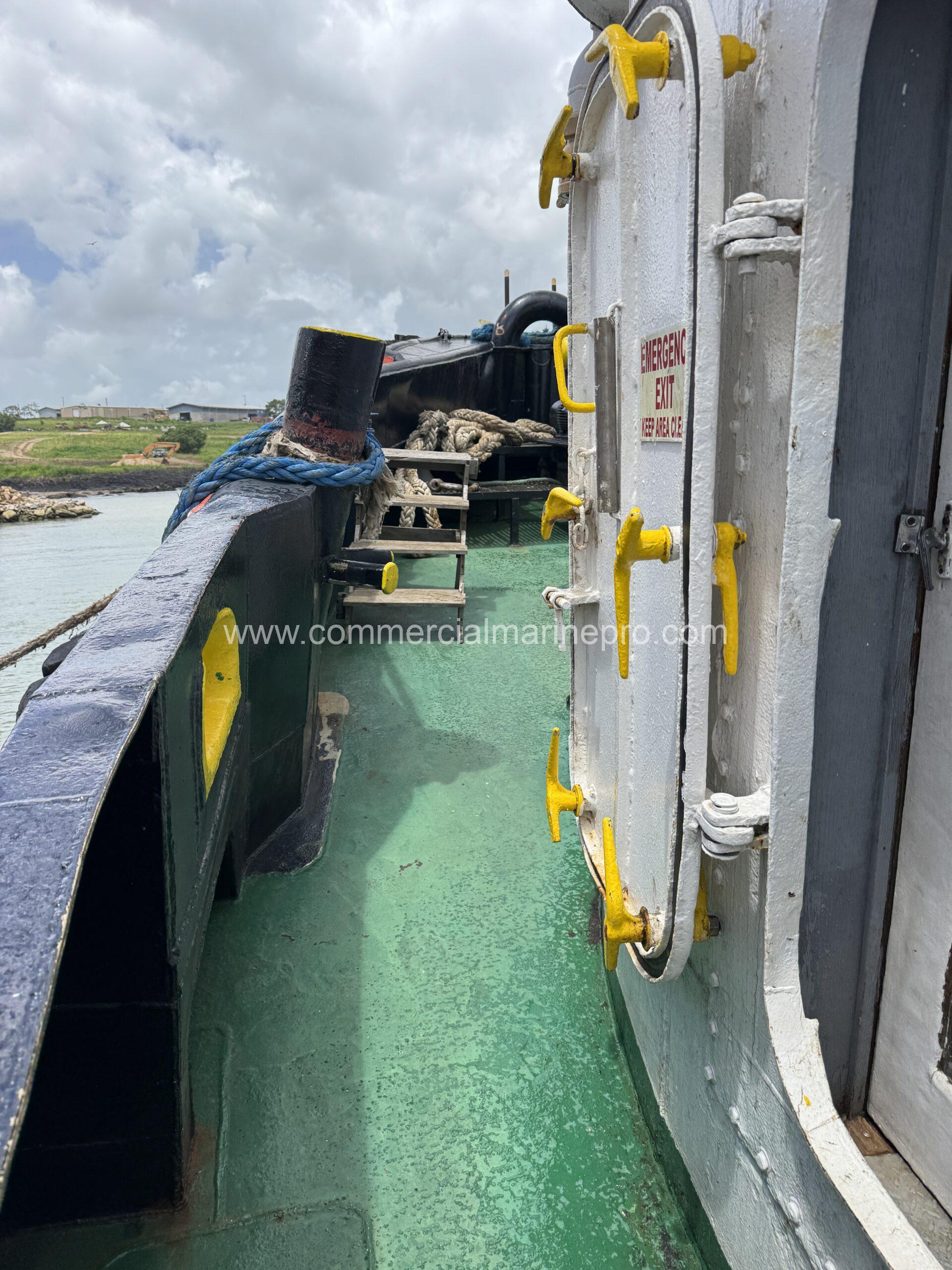 2500hp Model Bow Tug and 5000MT Binwall RORO Barge - Image 68