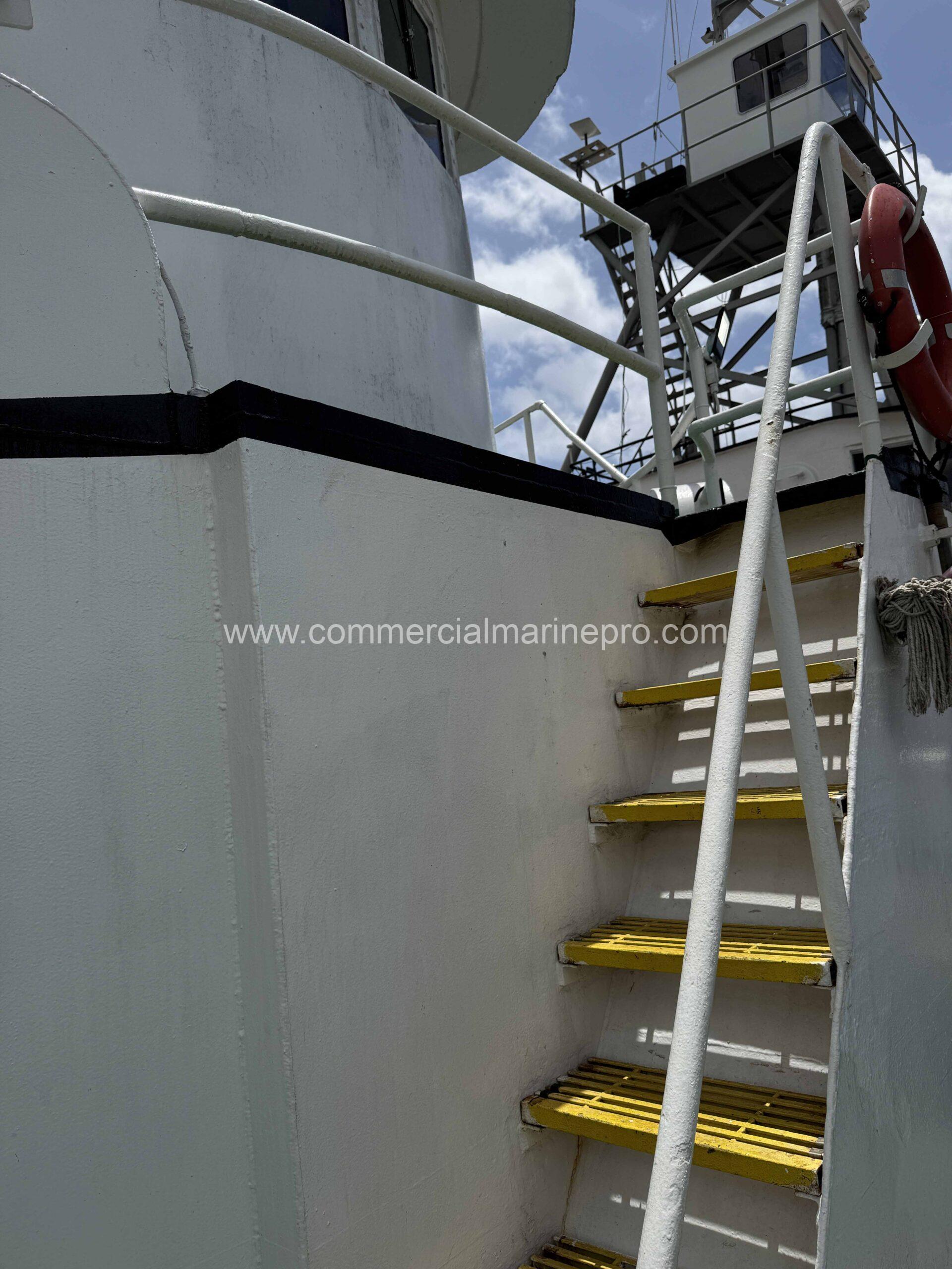 2500hp Model Bow Tug and 5000MT Binwall RORO Barge - Image 63