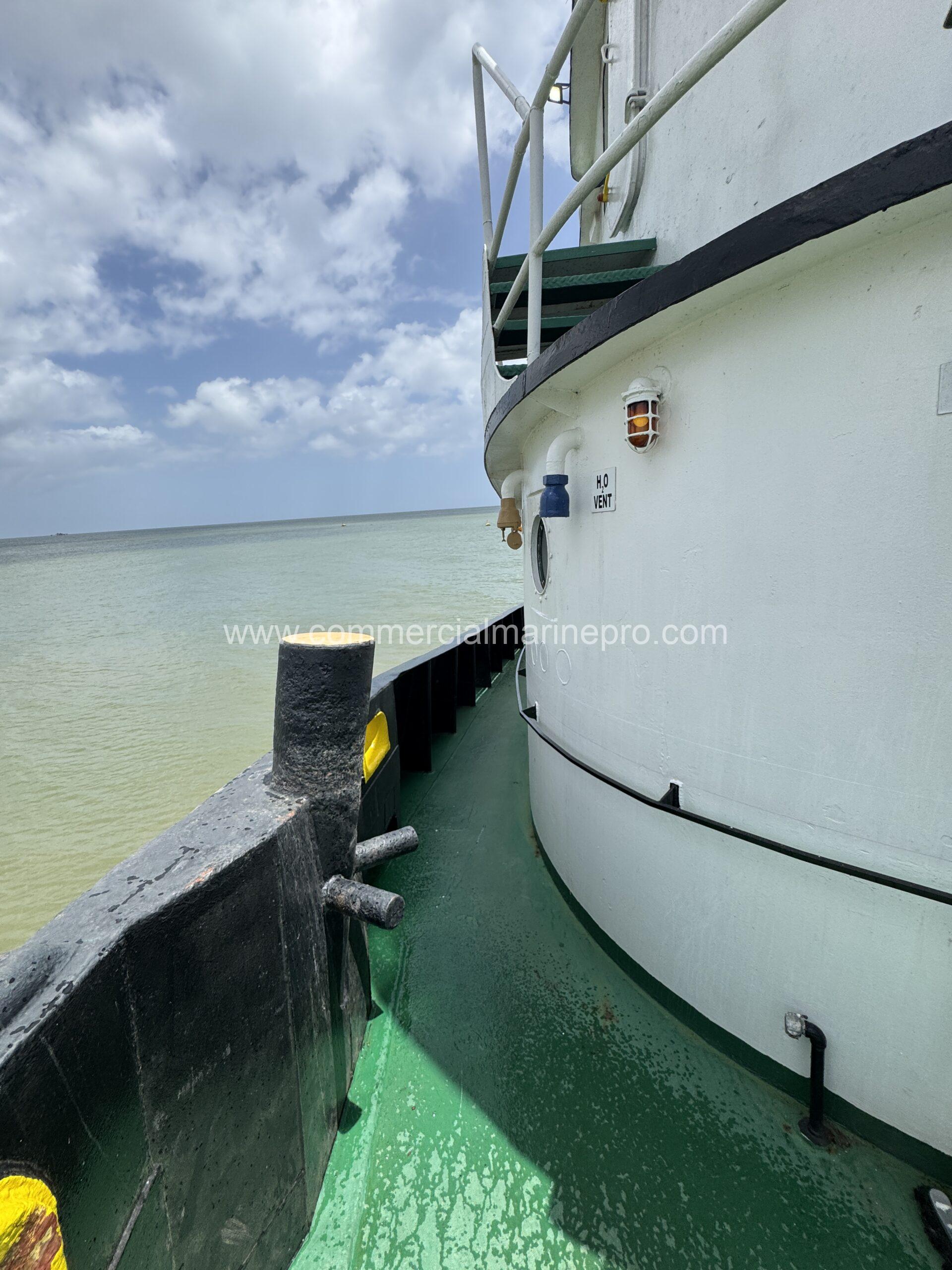 2500hp Model Bow Tug and 5000MT Binwall RORO Barge - Image 62