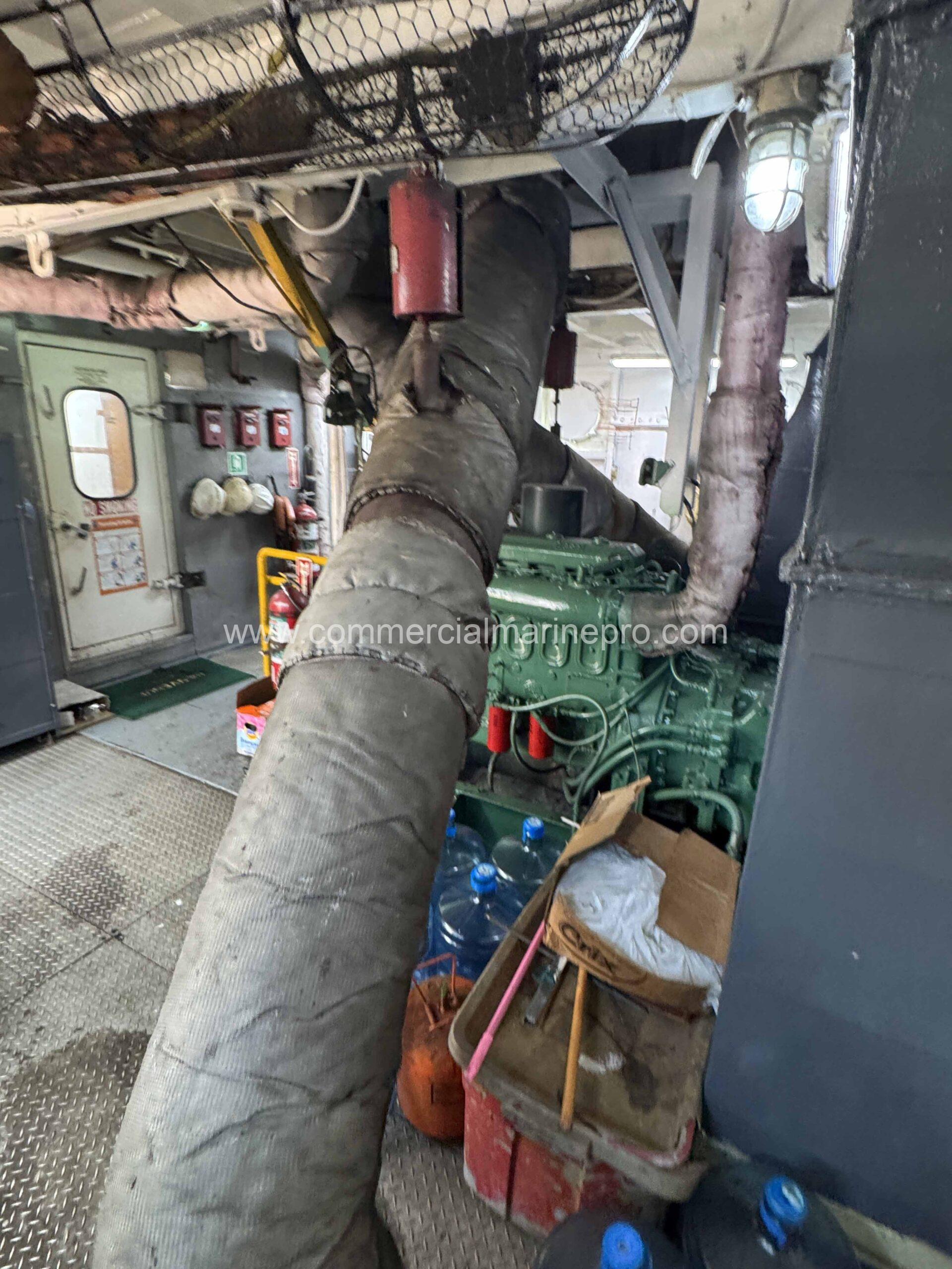 2500hp Model Bow Tug and 5000MT Binwall RORO Barge - Image 53