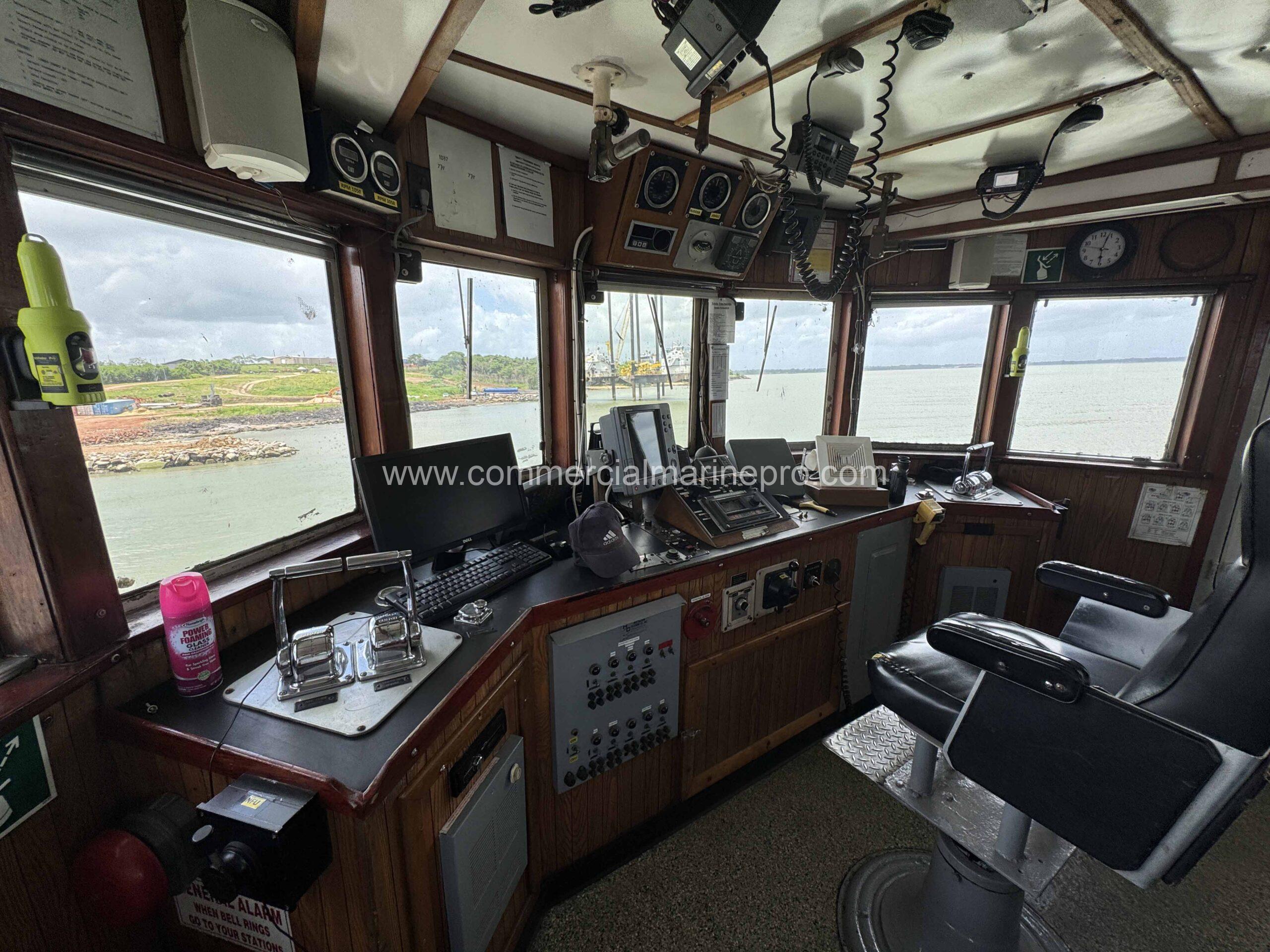 2500hp Model Bow Tug and 5000MT Binwall RORO Barge - Image 29