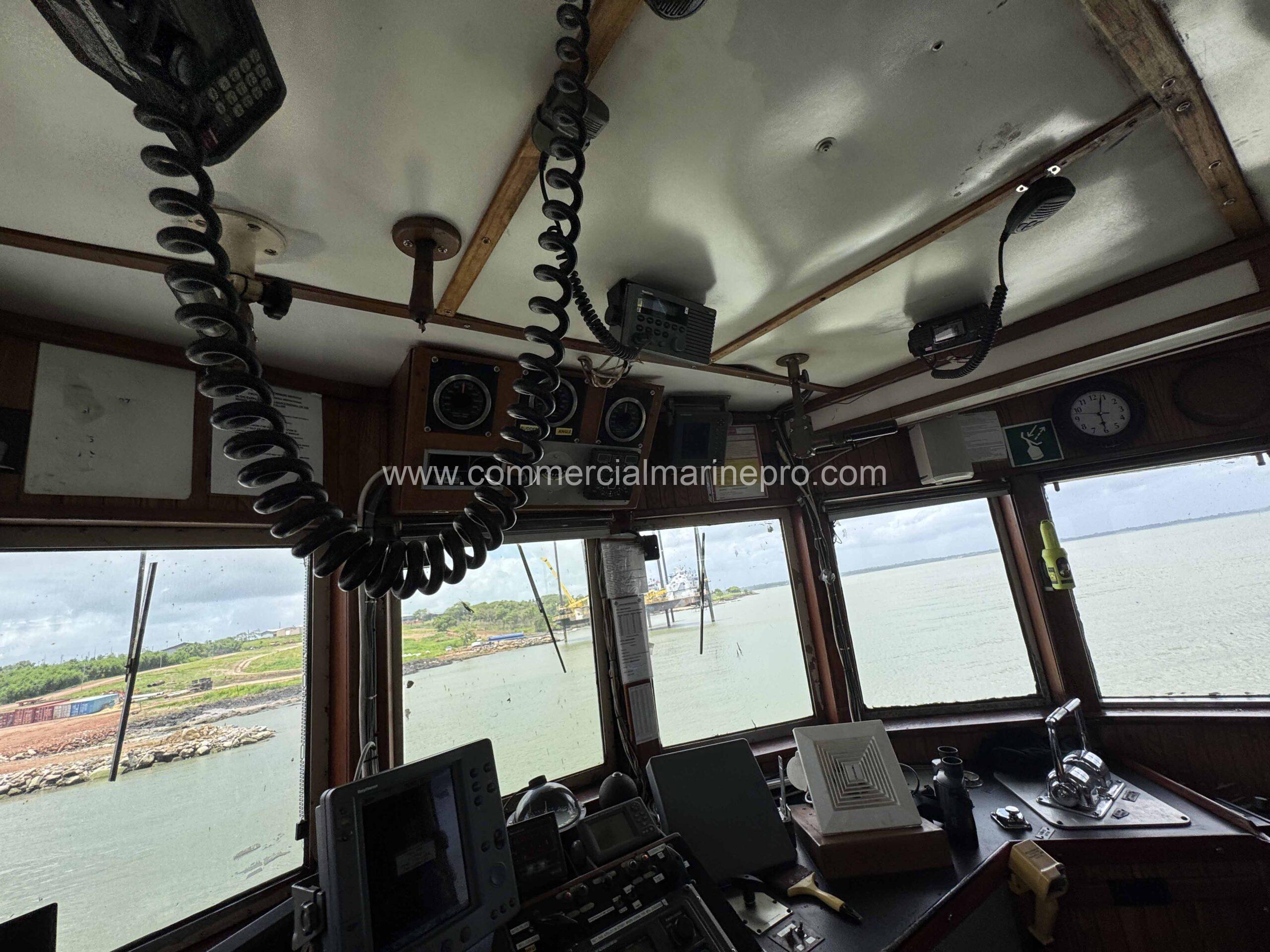 2500hp Model Bow Tug and 5000MT Binwall RORO Barge - Image 26