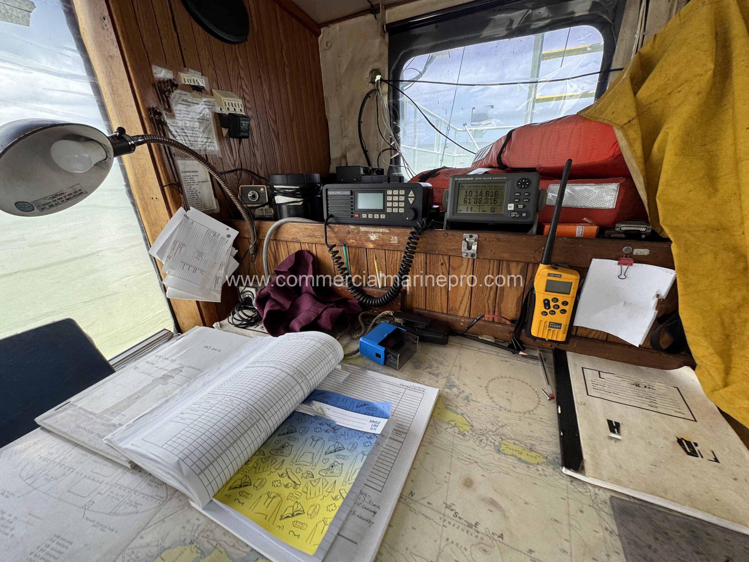 2500hp Model Bow Tug and 5000MT Binwall RORO Barge - Image 22