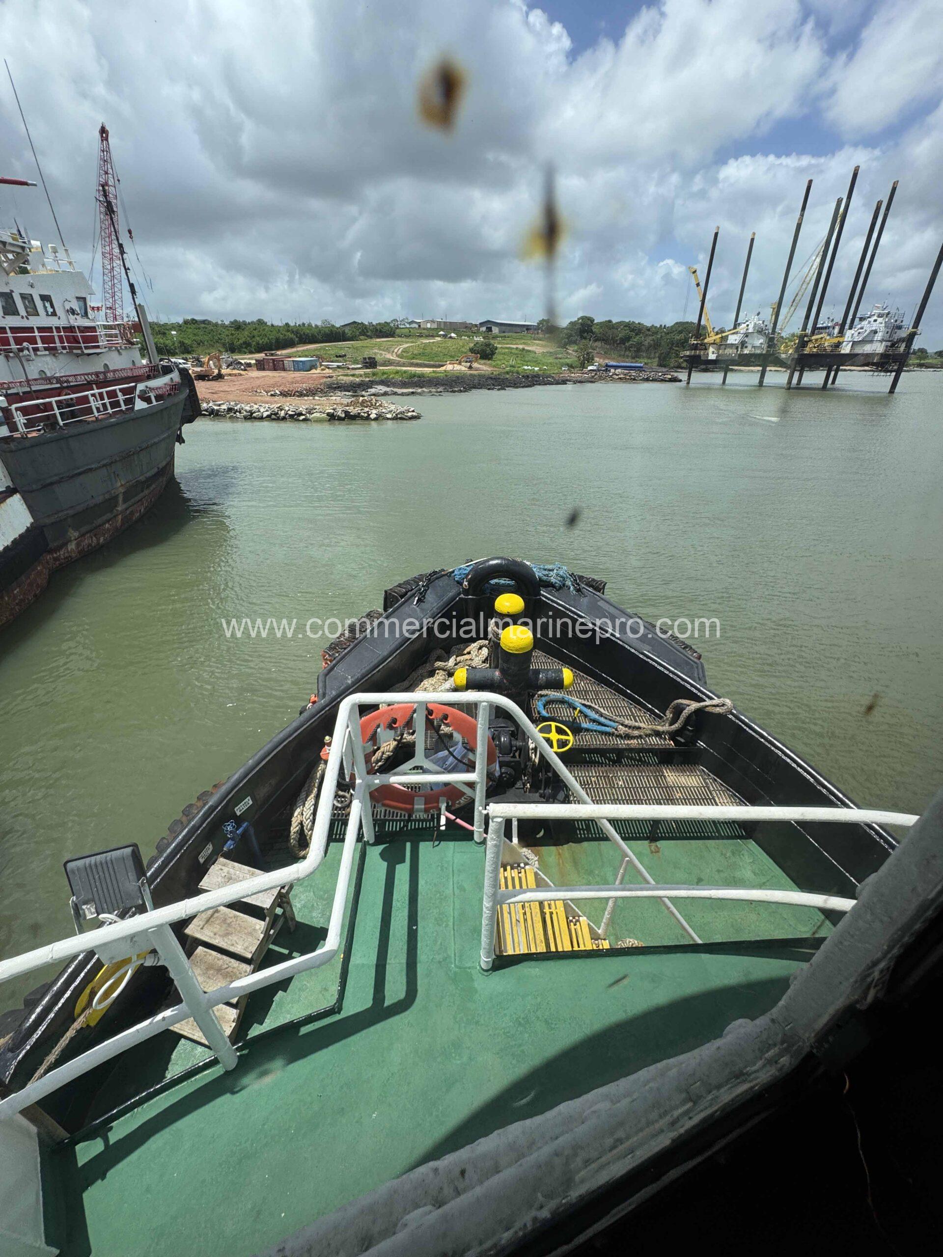 2500hp Model Bow Tug and 5000MT Binwall RORO Barge - Image 20