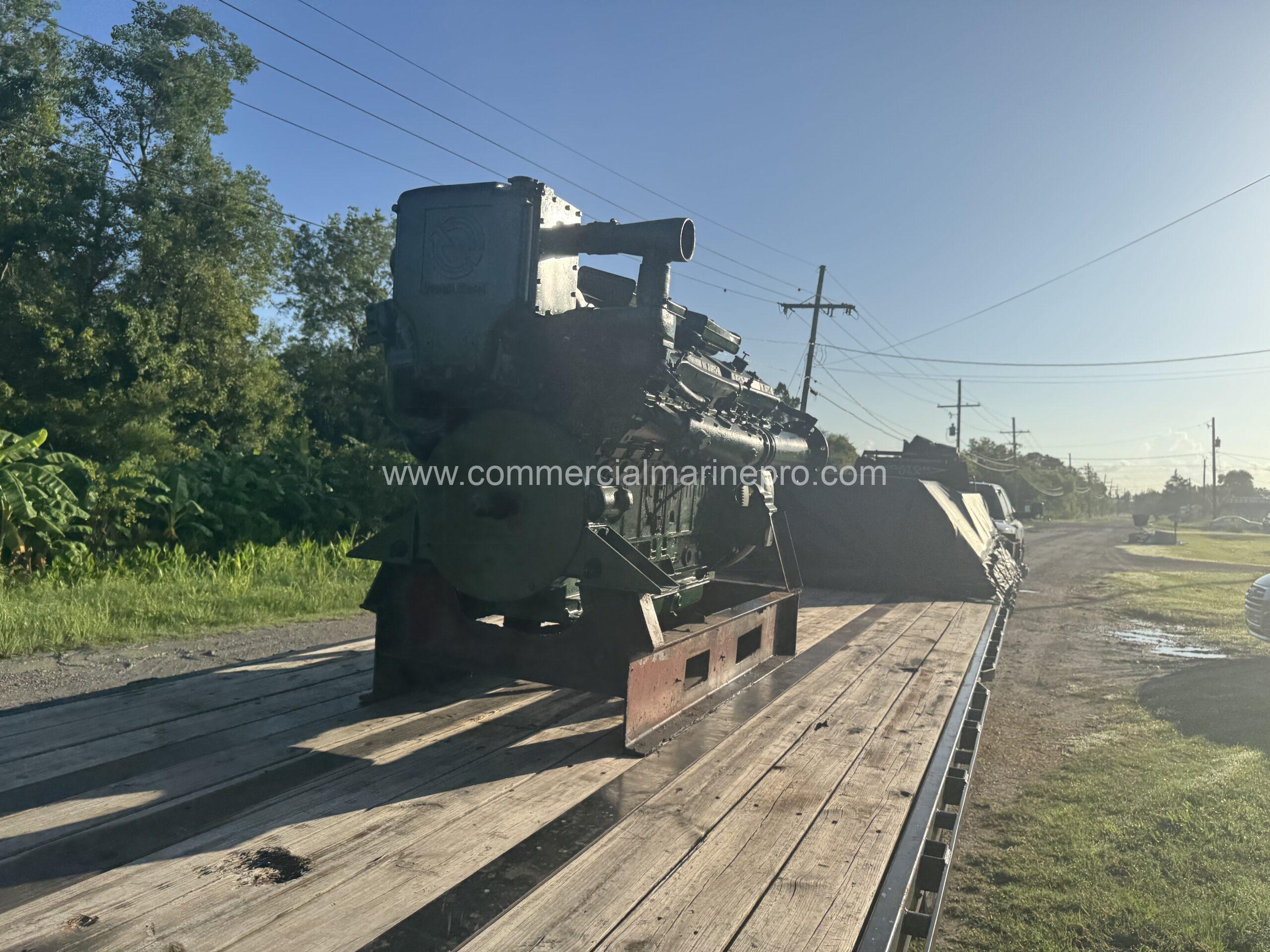 Detroit 16v71 Natural Marine Engine - Running take out - Image 8