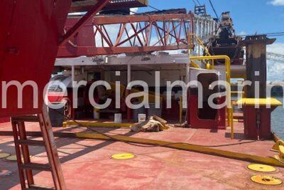 130'x39'x8'.5" Crane Barge with Crew Accommodations