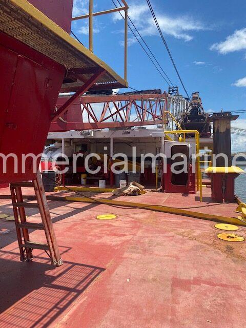 130'x39'x8'.5" Crane Barge with Crew Accommodations