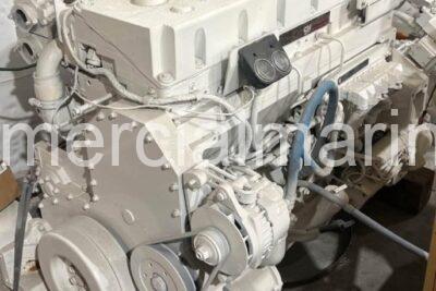 Single Cummins QSM11 Marine Propulsion Engine 715HP