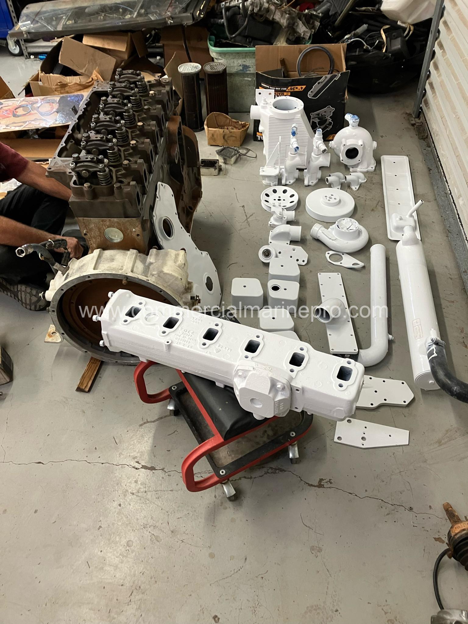 Pair of Cummins 6bta Marine Engines - 370hp - Image 2