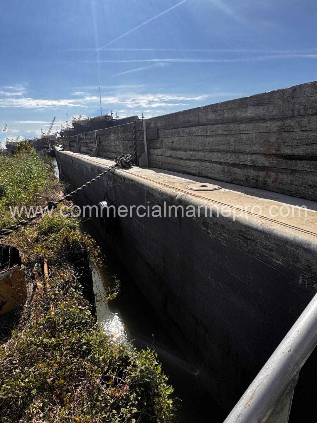 195 ft Ramp Barge