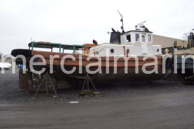 Model Bow Tug
