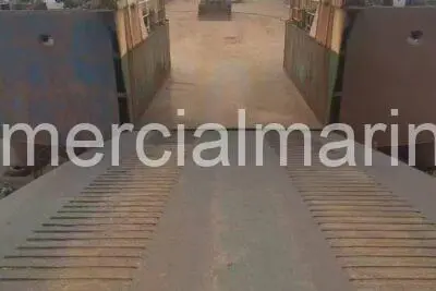 5,000 Aft Wheelhouse Deck Barge