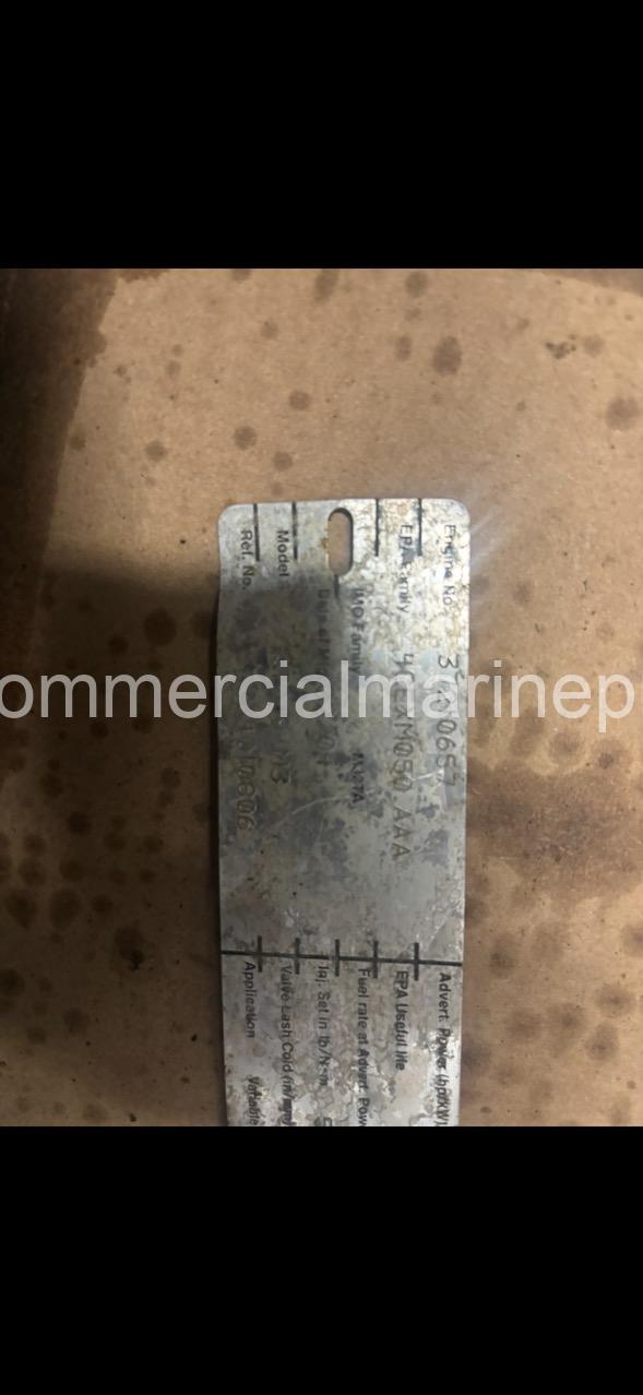 Single Cummins KTA19 Marine Propulsion Engines 640HP Rebuilt - Image 3