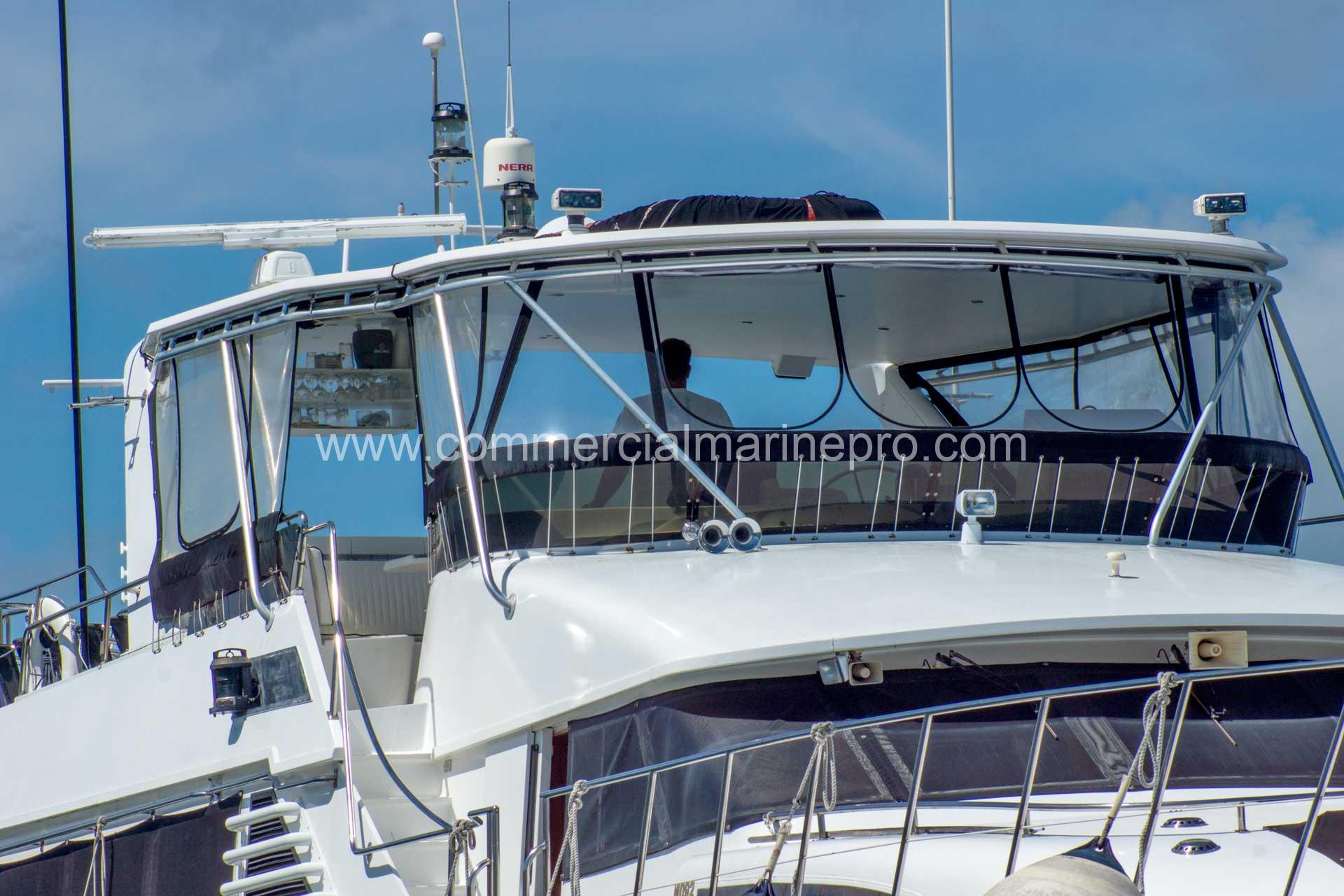 '90' Cockpit Motor Yacht - Image 8