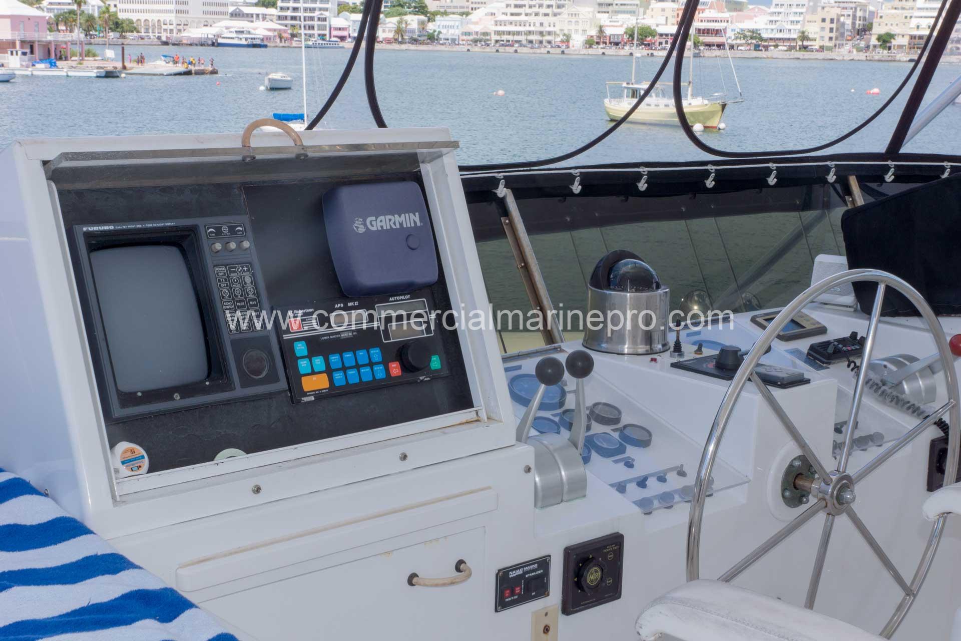 '90' Cockpit Motor Yacht - Image 7