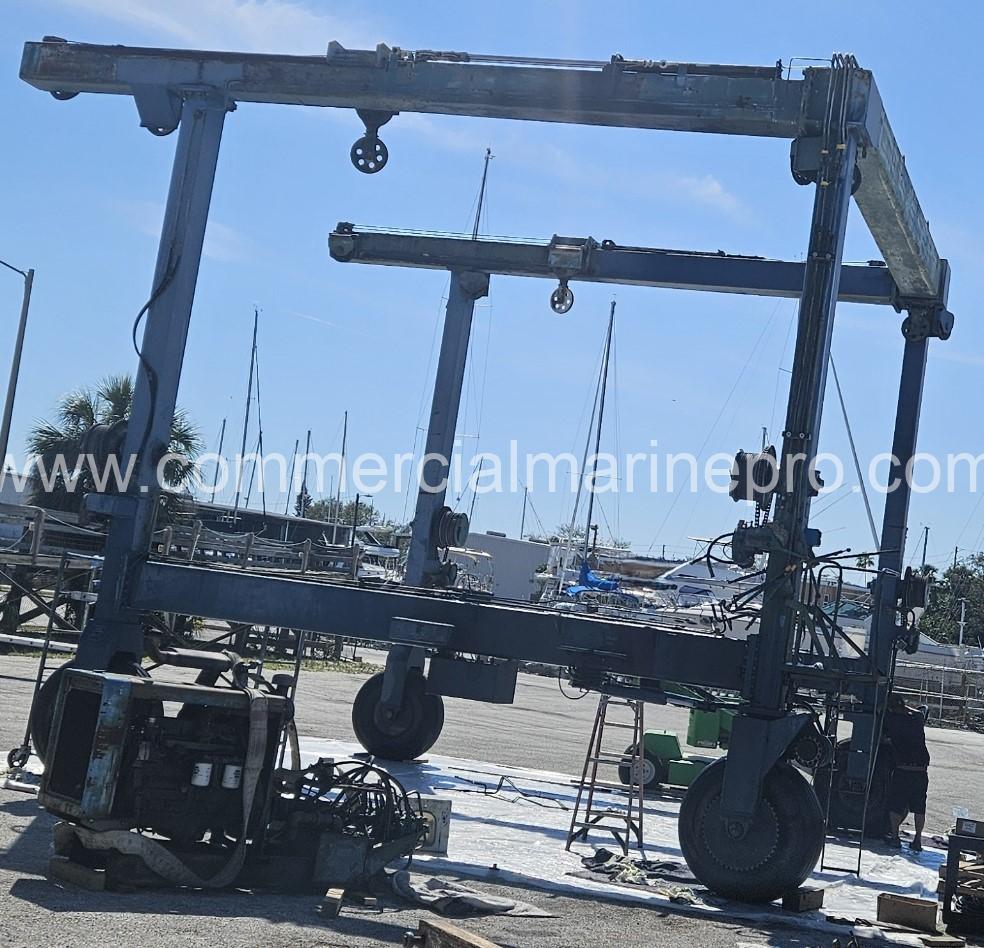50 AMO Marine Travel Lift