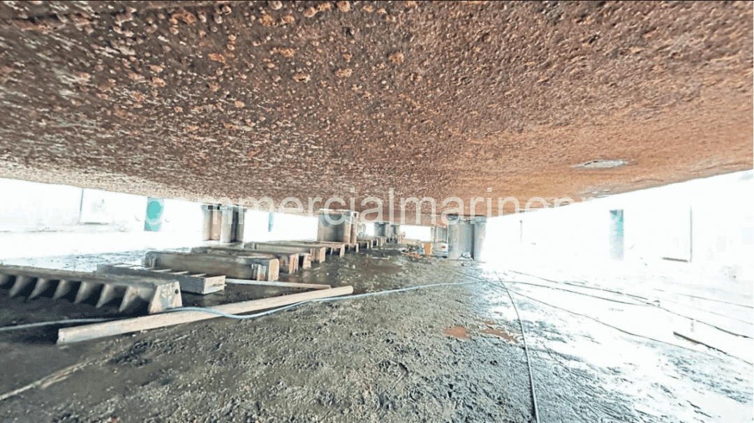 Single 200' x 35' x 12' Hopper Barge