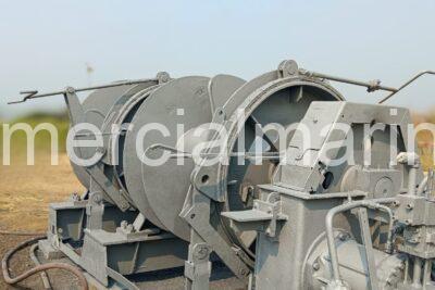 Hydraulic Winch (76 Tons capacity)