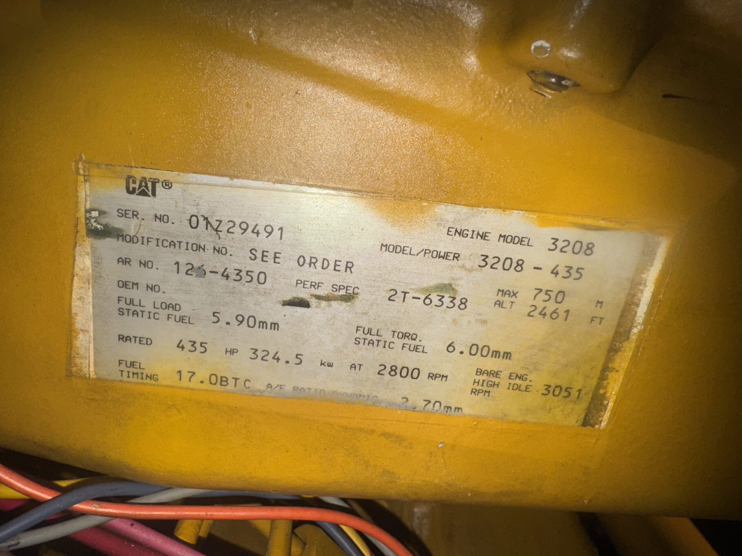 Pair of CAT 3208Ta 435Hp Low Hours w/ Gears - Image 3