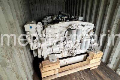 6170 Lugger Marine Engines w Assorted Parts