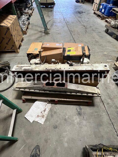 6170 Lugger Marine Engines w Assorted Parts - Image 7